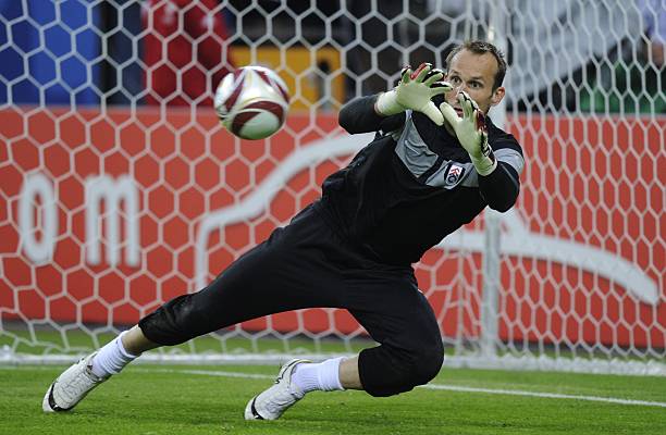 程吸引了越 程吸引了越